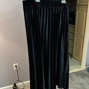 On 34th 3X Elegant Black Velvet Maxi Skirt
